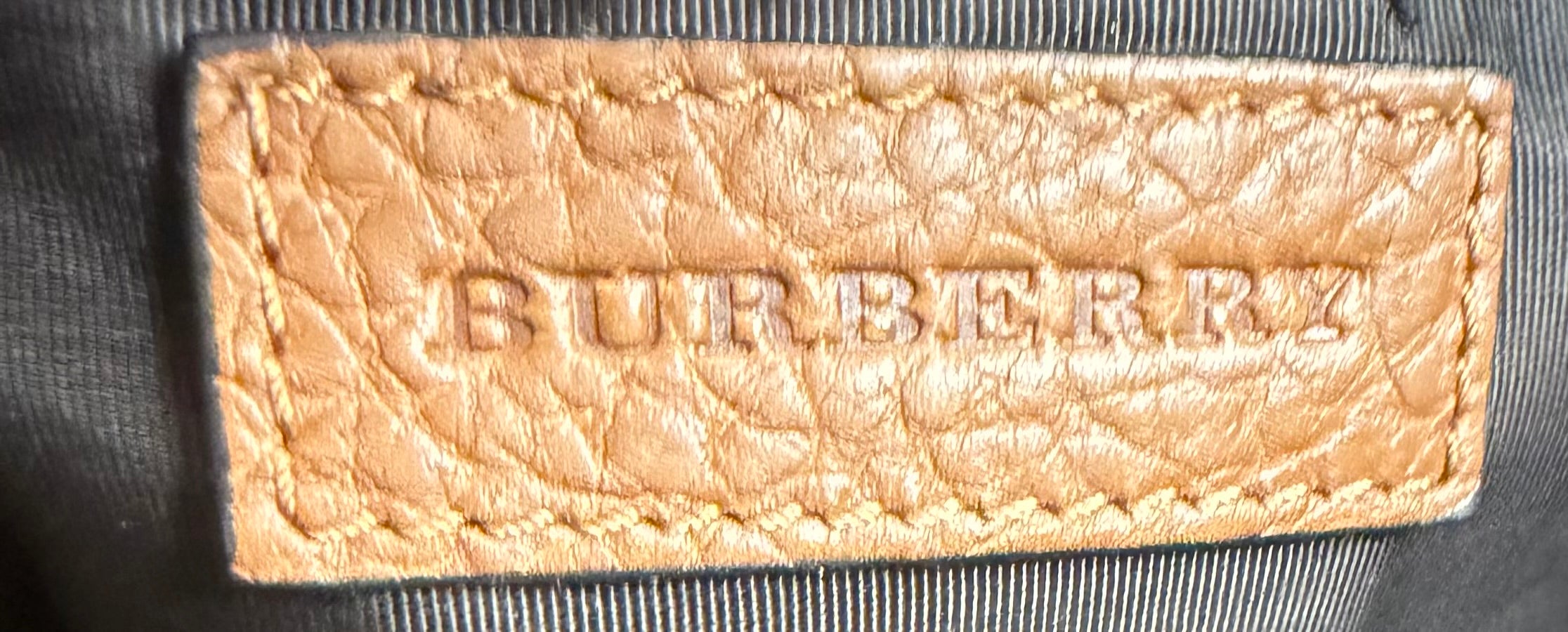 Burberry Heritage Grain Orchard Top Handle Large in Brown