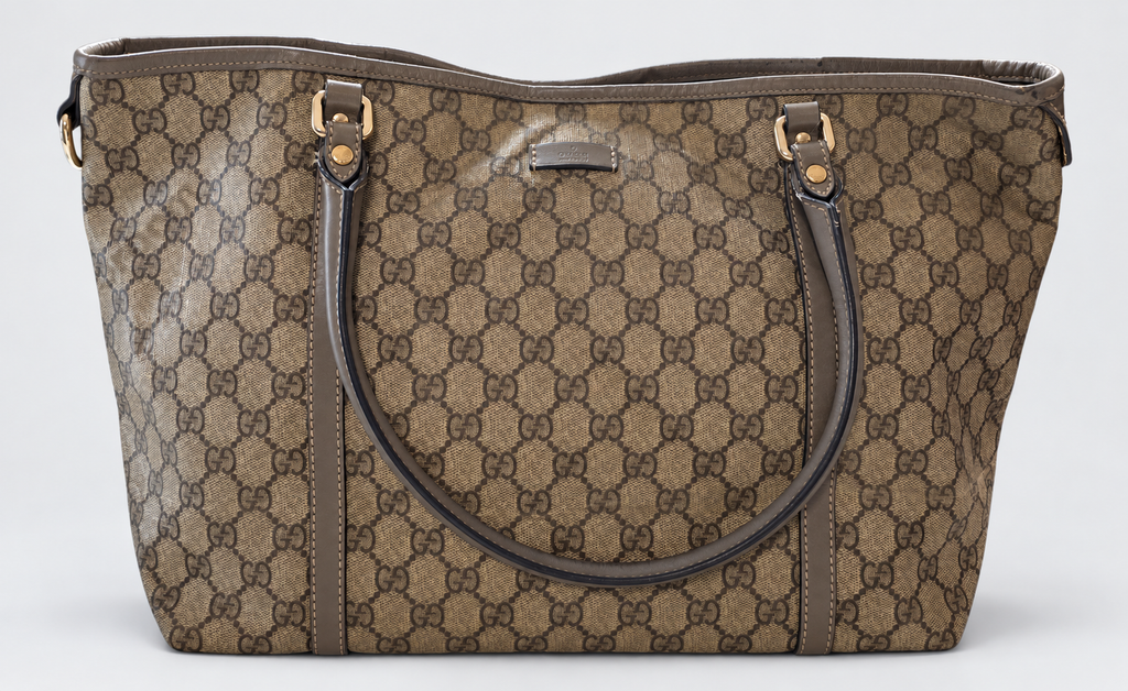Gucci GG Supreme Tote in Gray