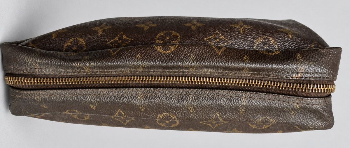 Louis Vuitton Monogram Trousse Toiletry Clutch Pouch Bag