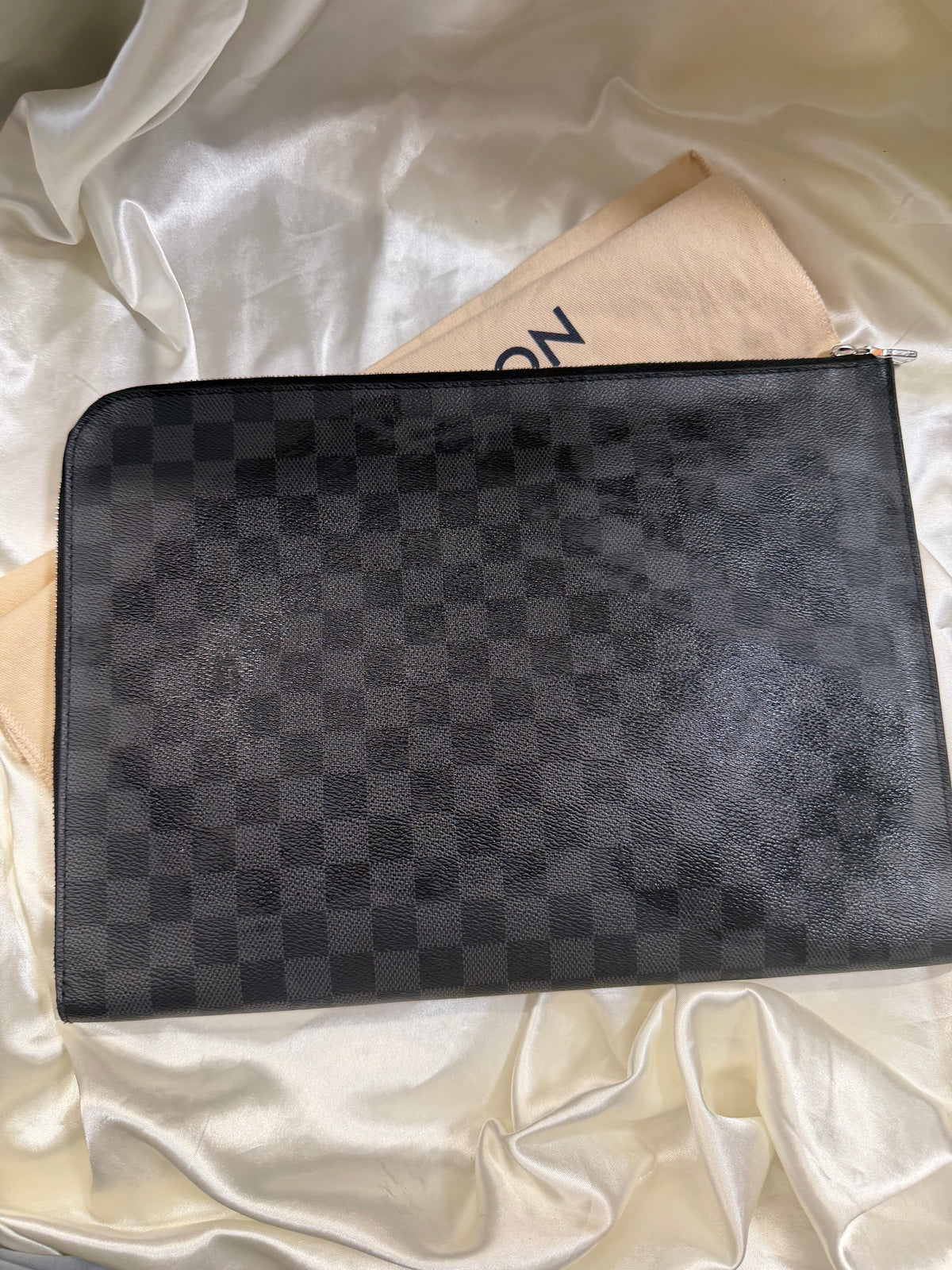 Louis Vuitton Damier Graphite Clutch Pochette Document NM