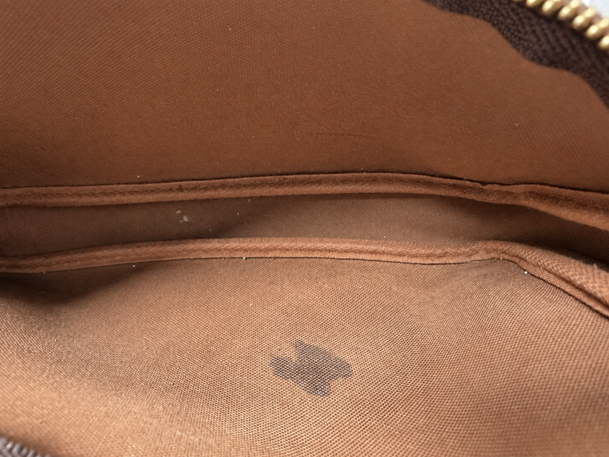 Louis Vuitton Monogram Pochette Accessories Hobo Shoulder