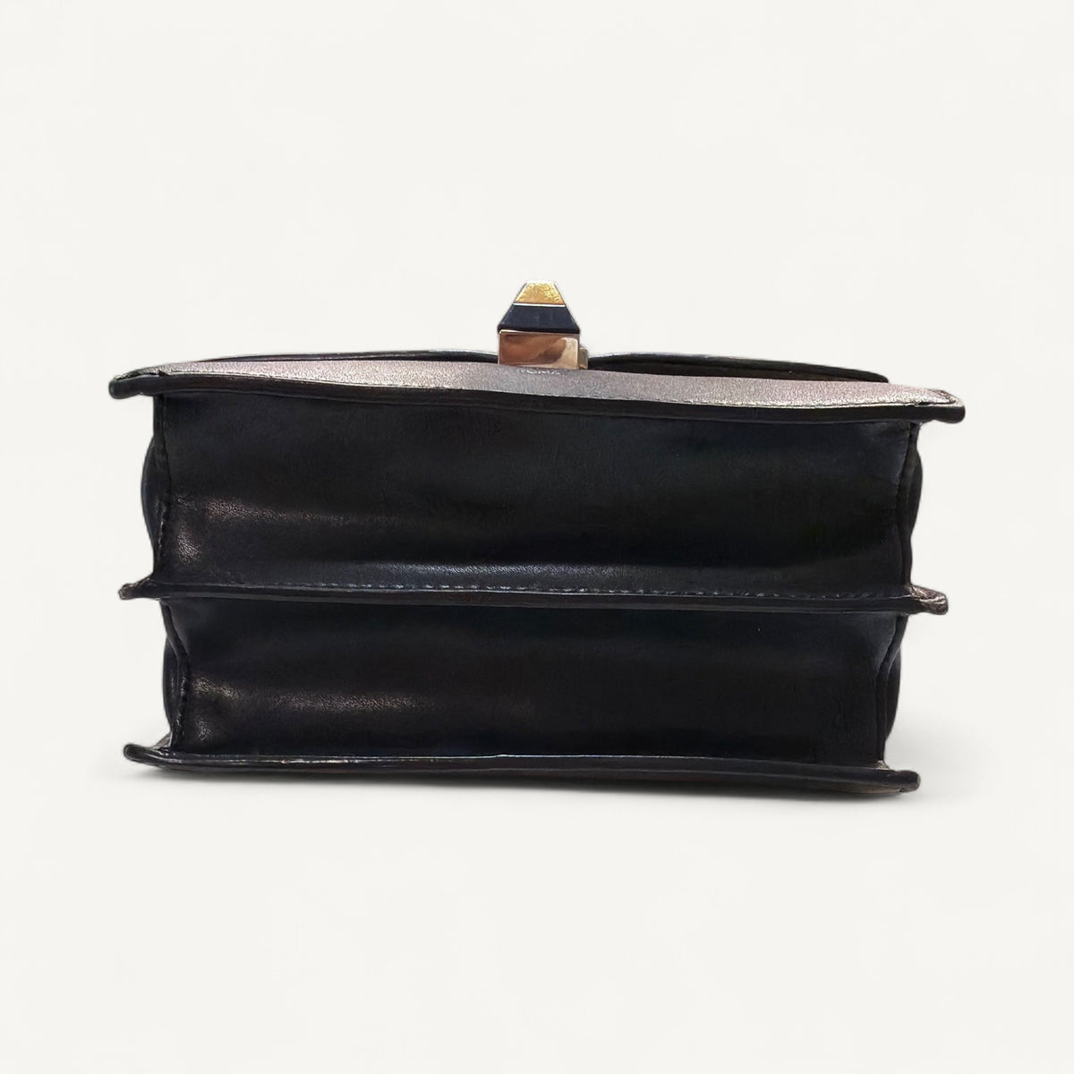 Fendi Kan Crossbody Small Leather Flap in Black