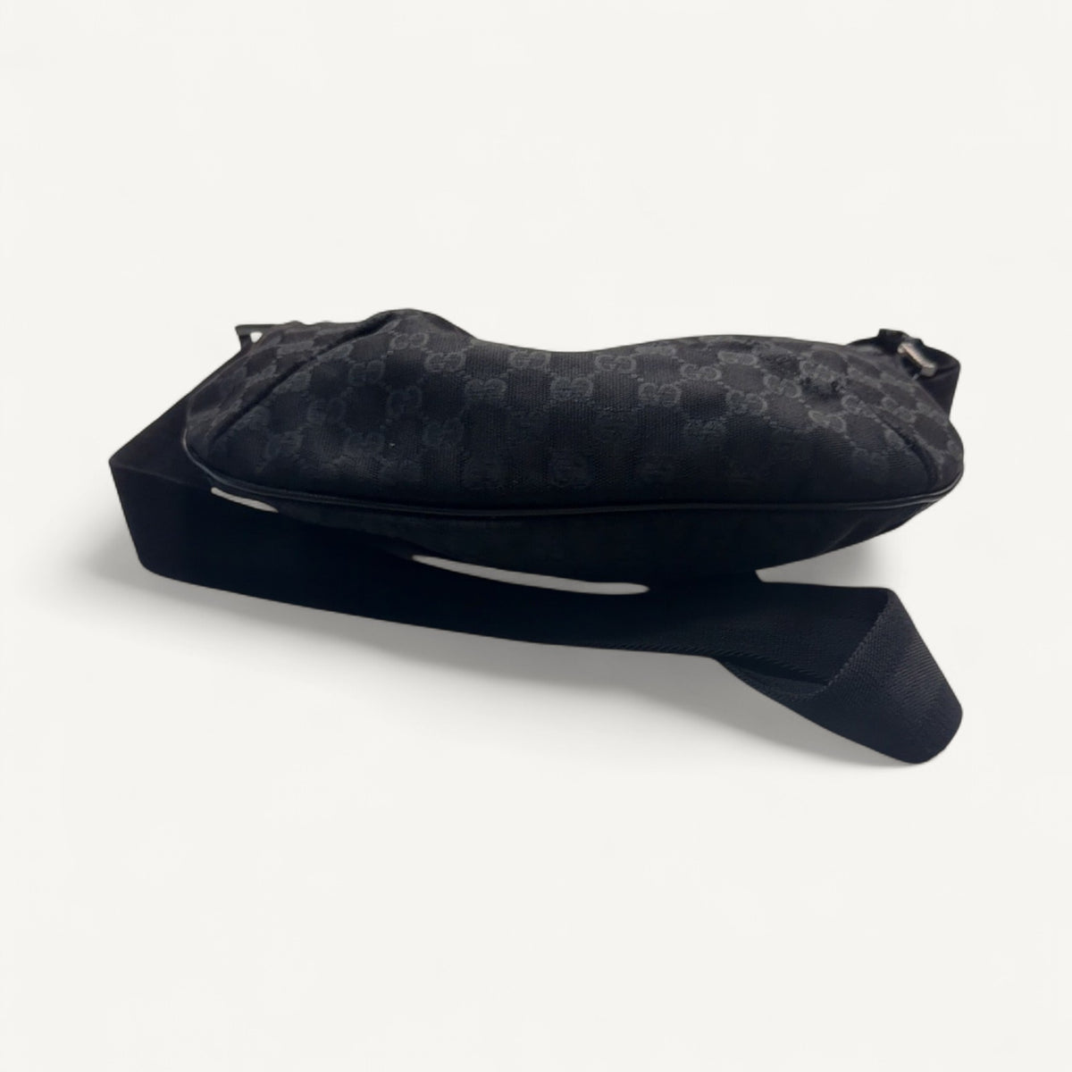 Gucci Crescent Messenger Sling in Black