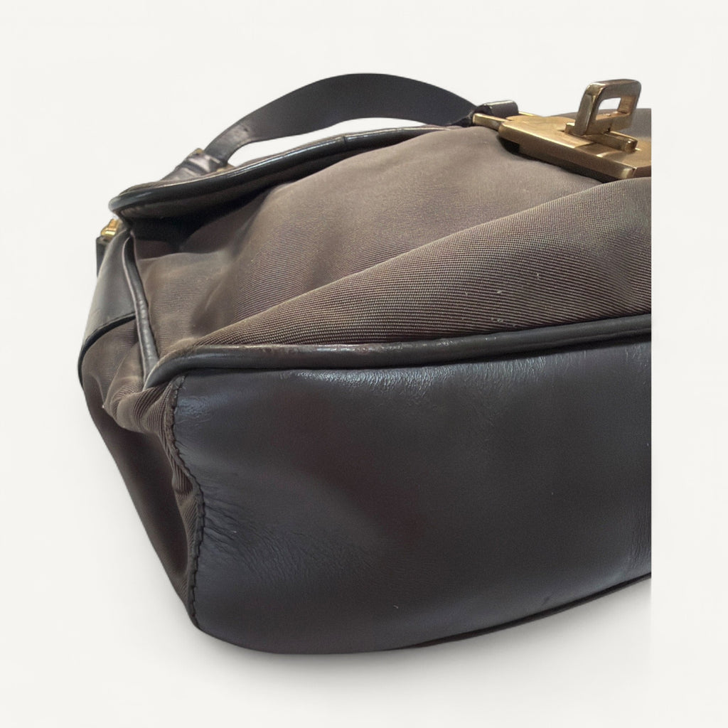 Prada Nylon Tessuto Flap Hobo Hobo Bag in Green