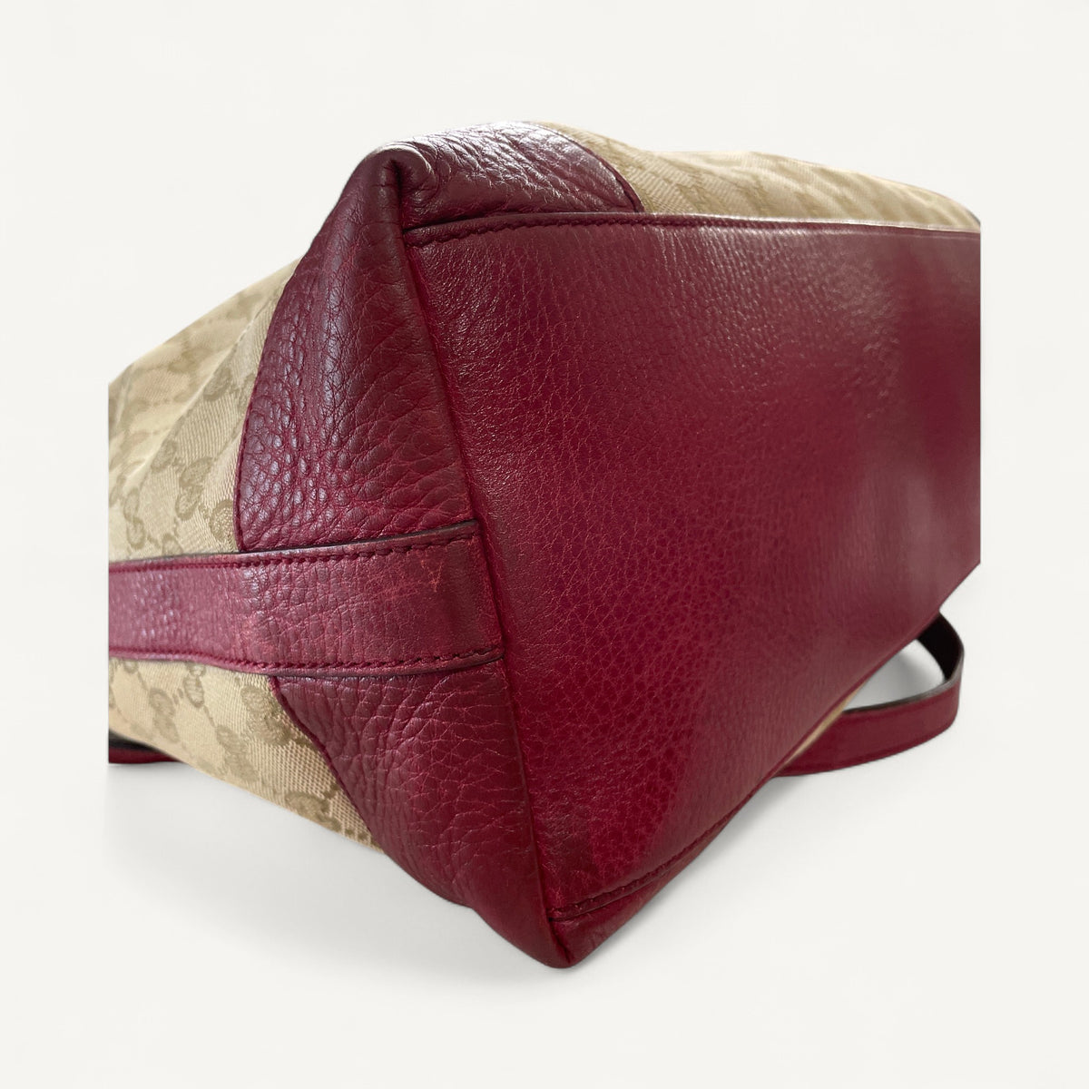 Gucci Canvas Miss GG Crossbody Sling Bag in Red