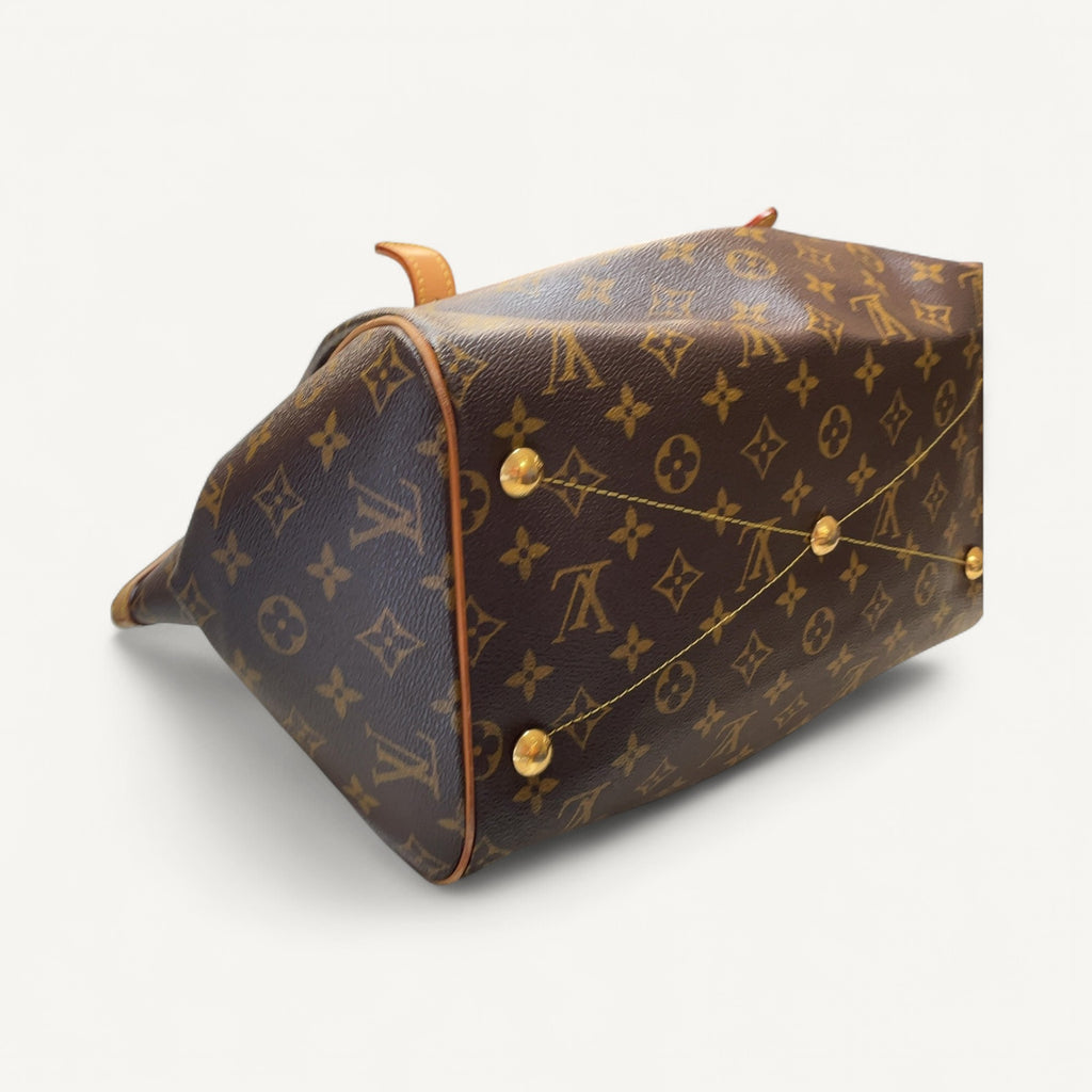 Louis Vuitton Monogram Canvas Tote in Brown