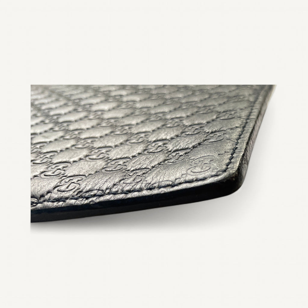 Gucci Microguccissima Clutch in Black