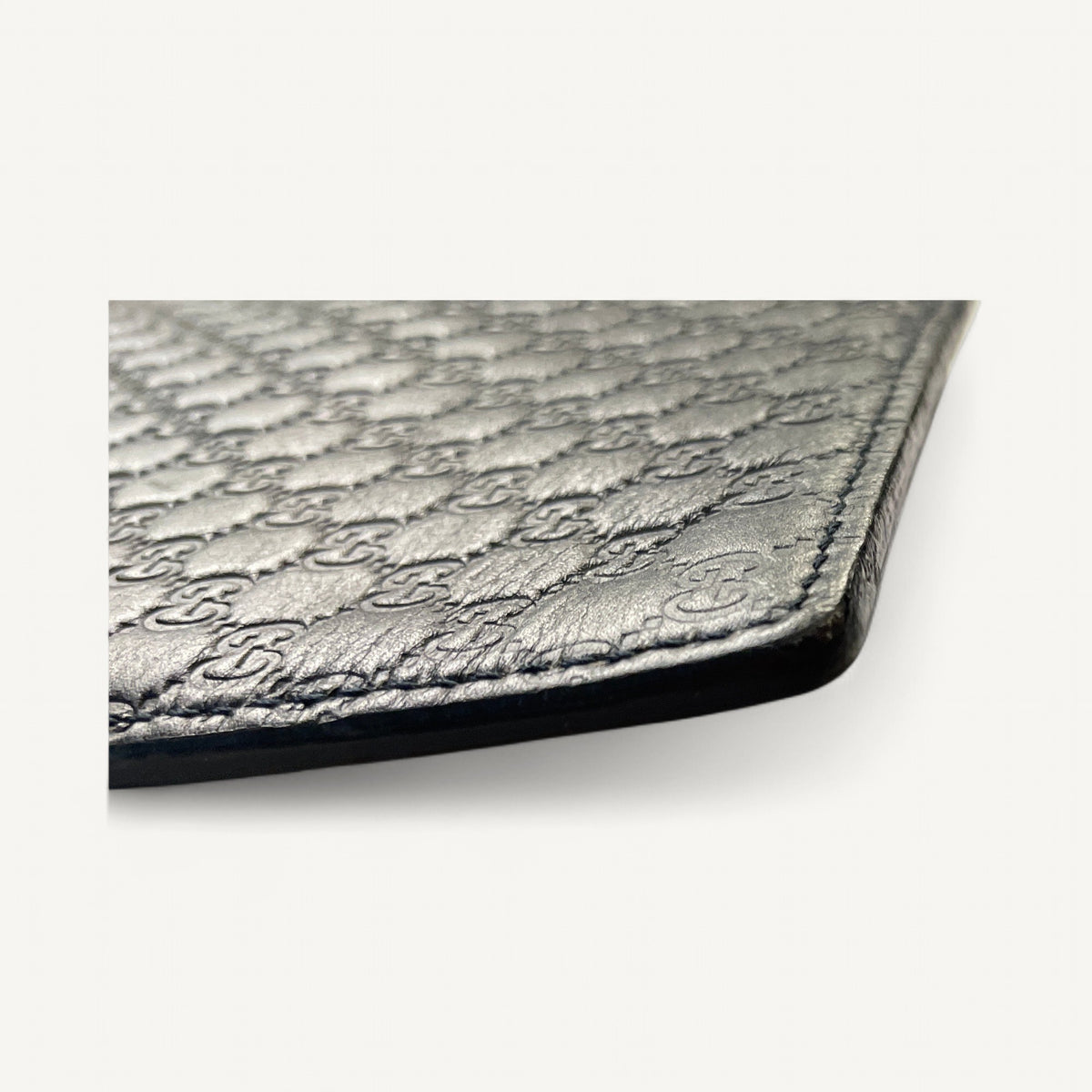 Gucci Microguccissima Clutch in Black