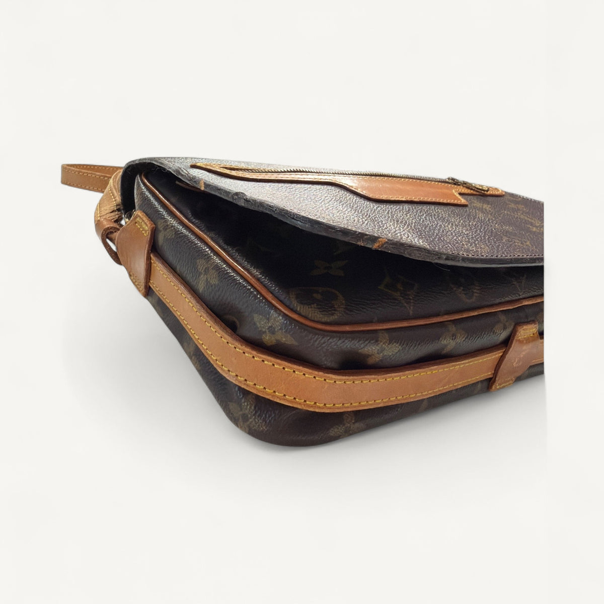 Louis Vuitton Vintage Sling Messenger Bag in Brown