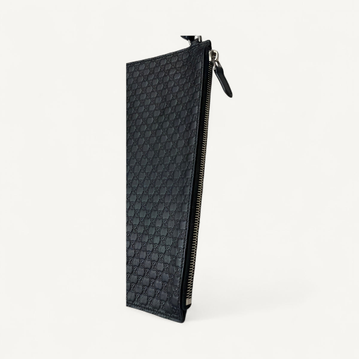Gucci Microguccissima Clutch in Black