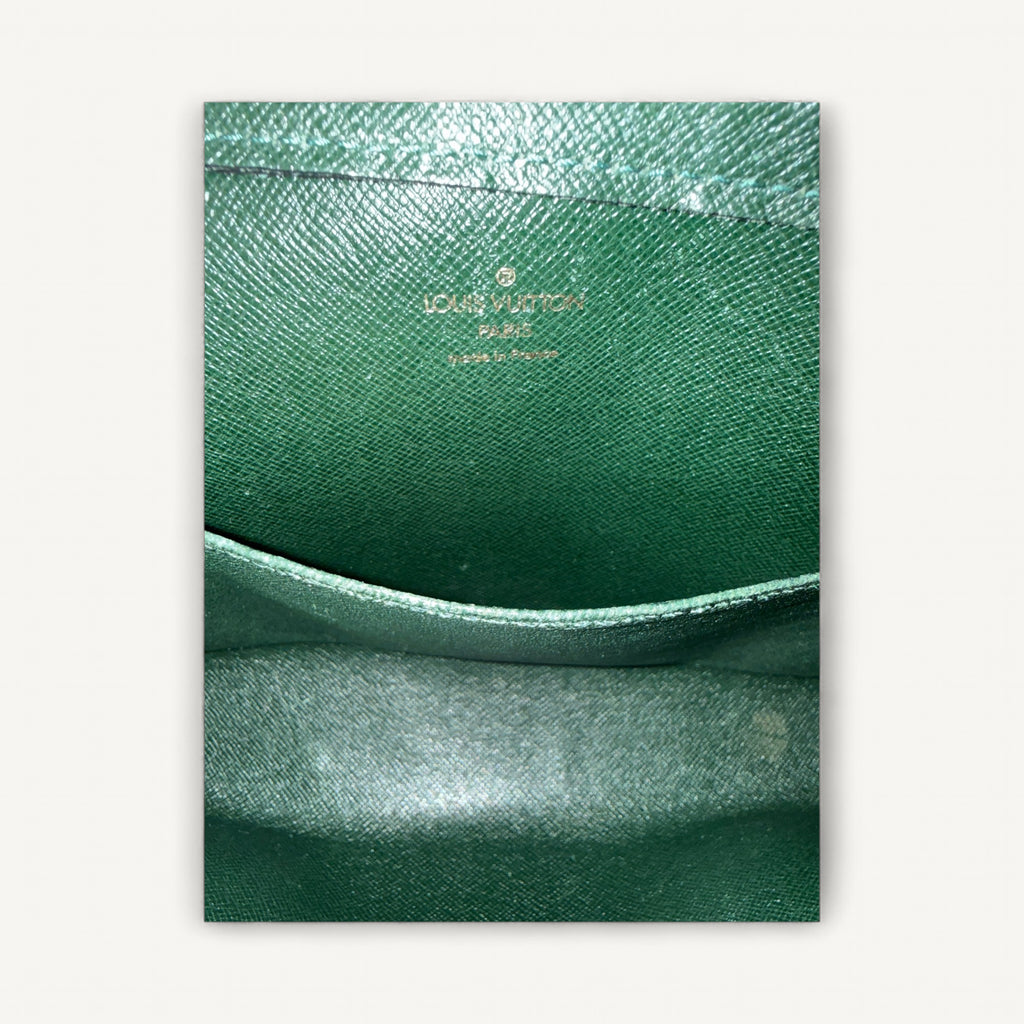 Louis Vuitton Taiga Clutch in Green