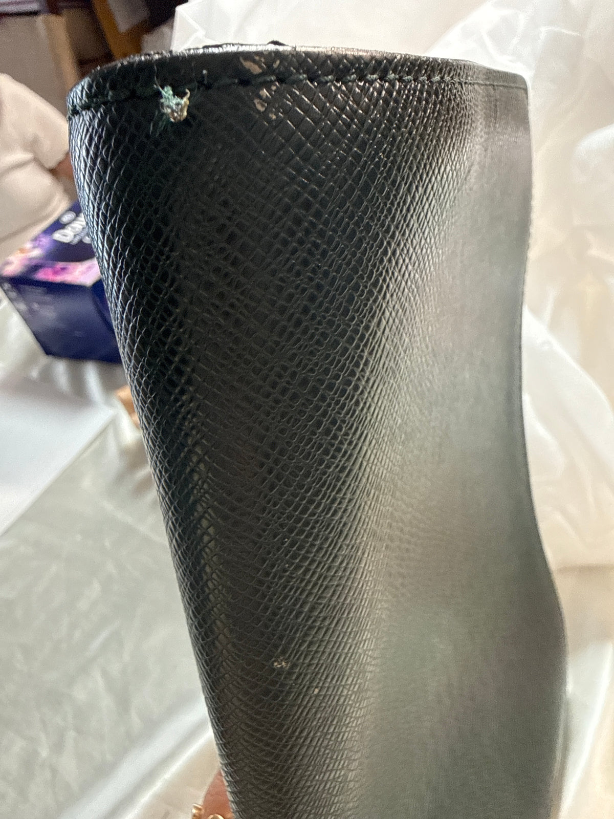 Louis Vuitton Taiga Clutch in Green