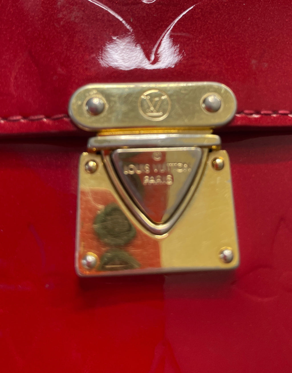 Louis Vuitton Monogram Vernis Wallet in Red