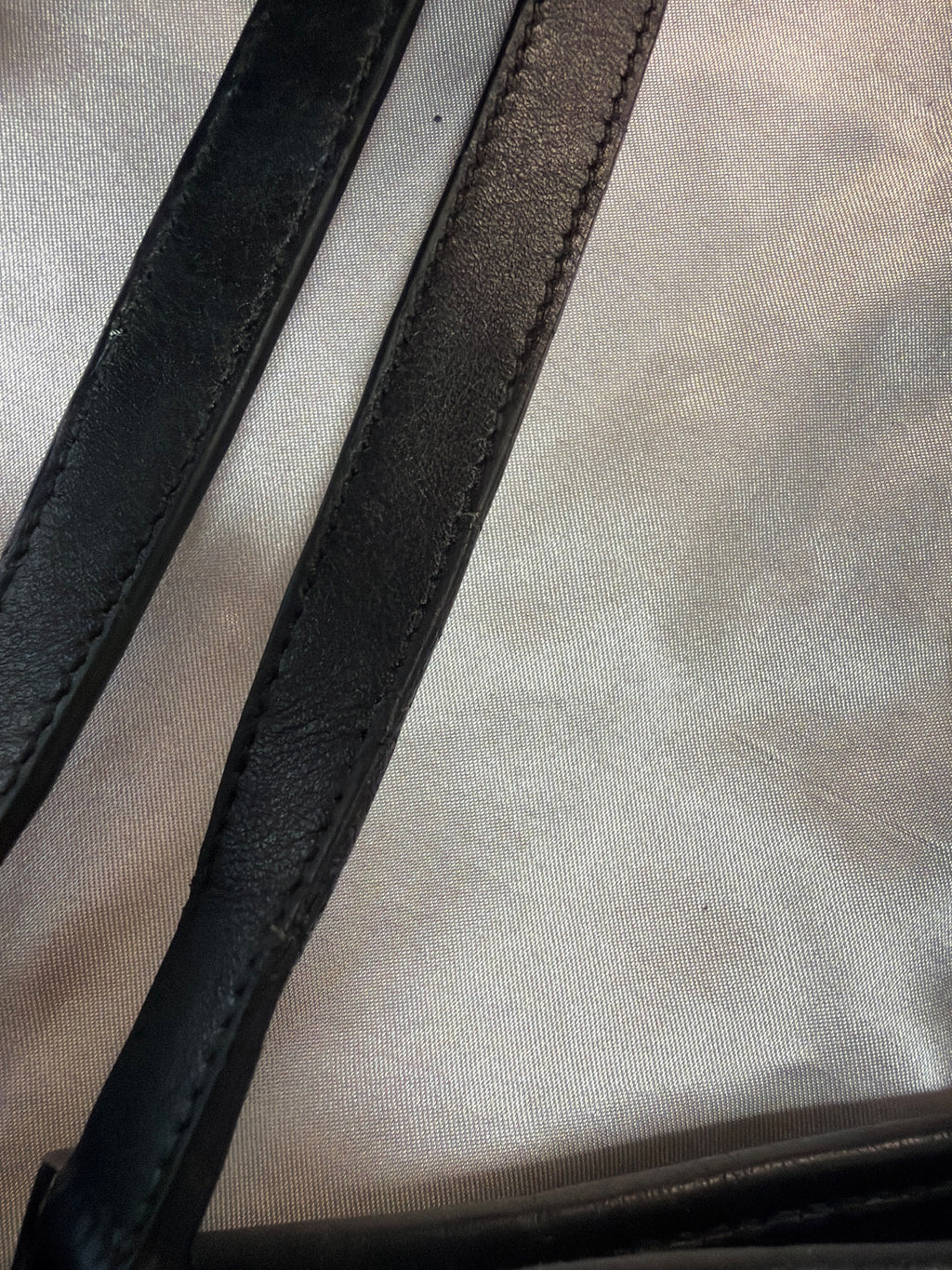 Gucci Eclipse Canvas Shoppet Tote Small in Black
