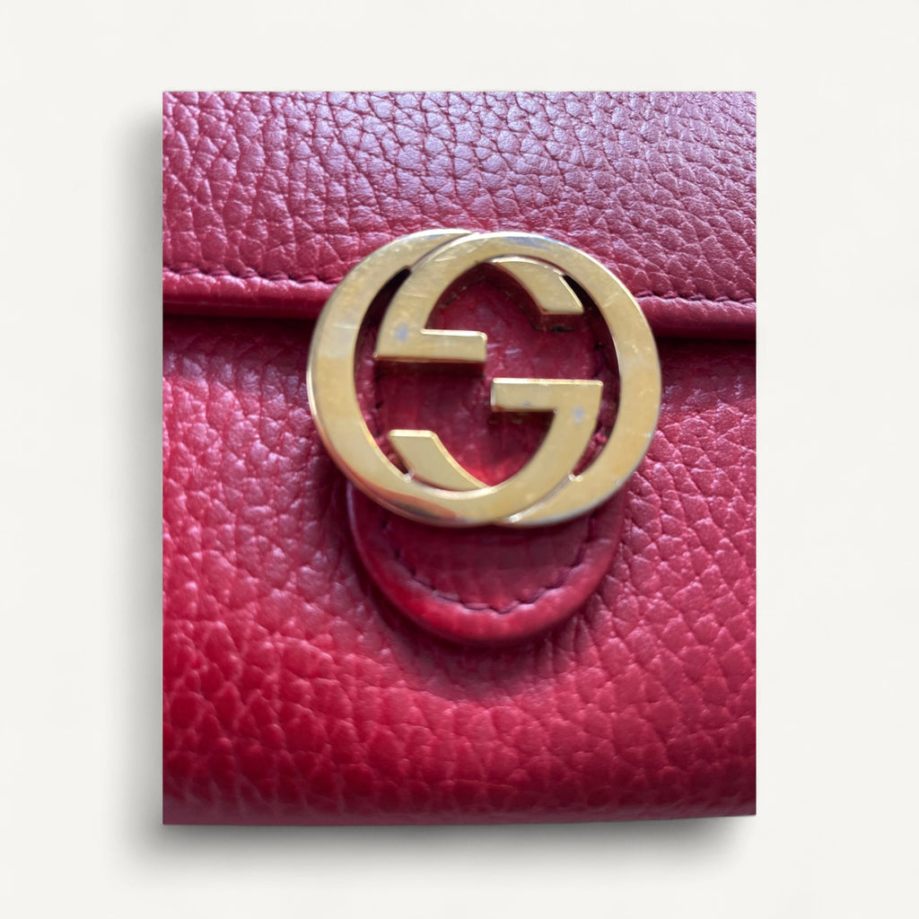 Gucci Interlocking G Wallet in Red