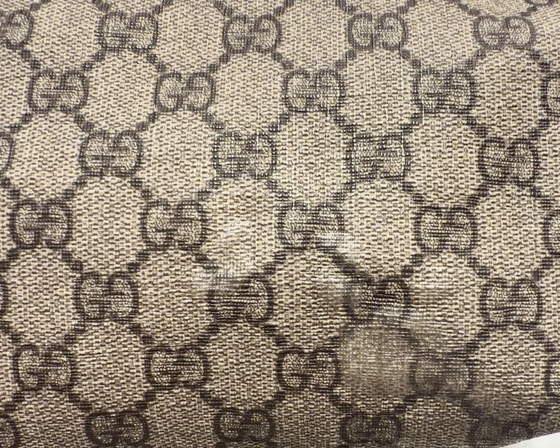 Gucci GG Supreme Plus Tote Medium in Brown