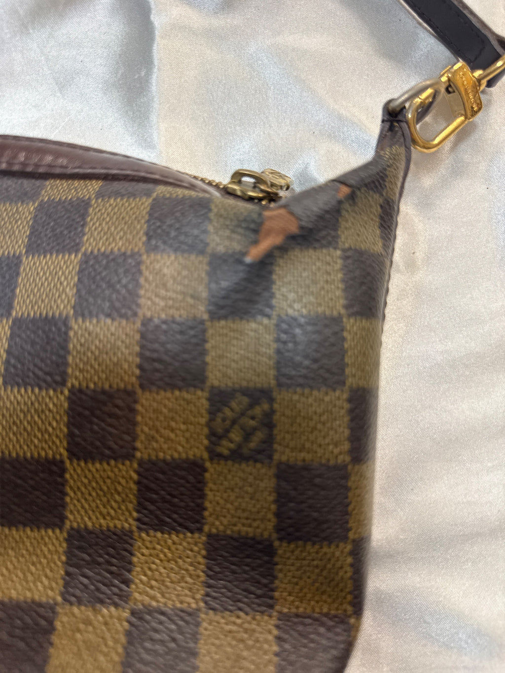 Louis Vuitton Damier Ebene Hobo Shoulder in Brown