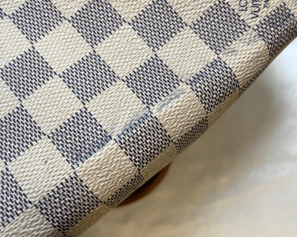 Louis Vuitton Damier Azur Speedy 30 Handbag in White