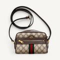 Gucci in Brown