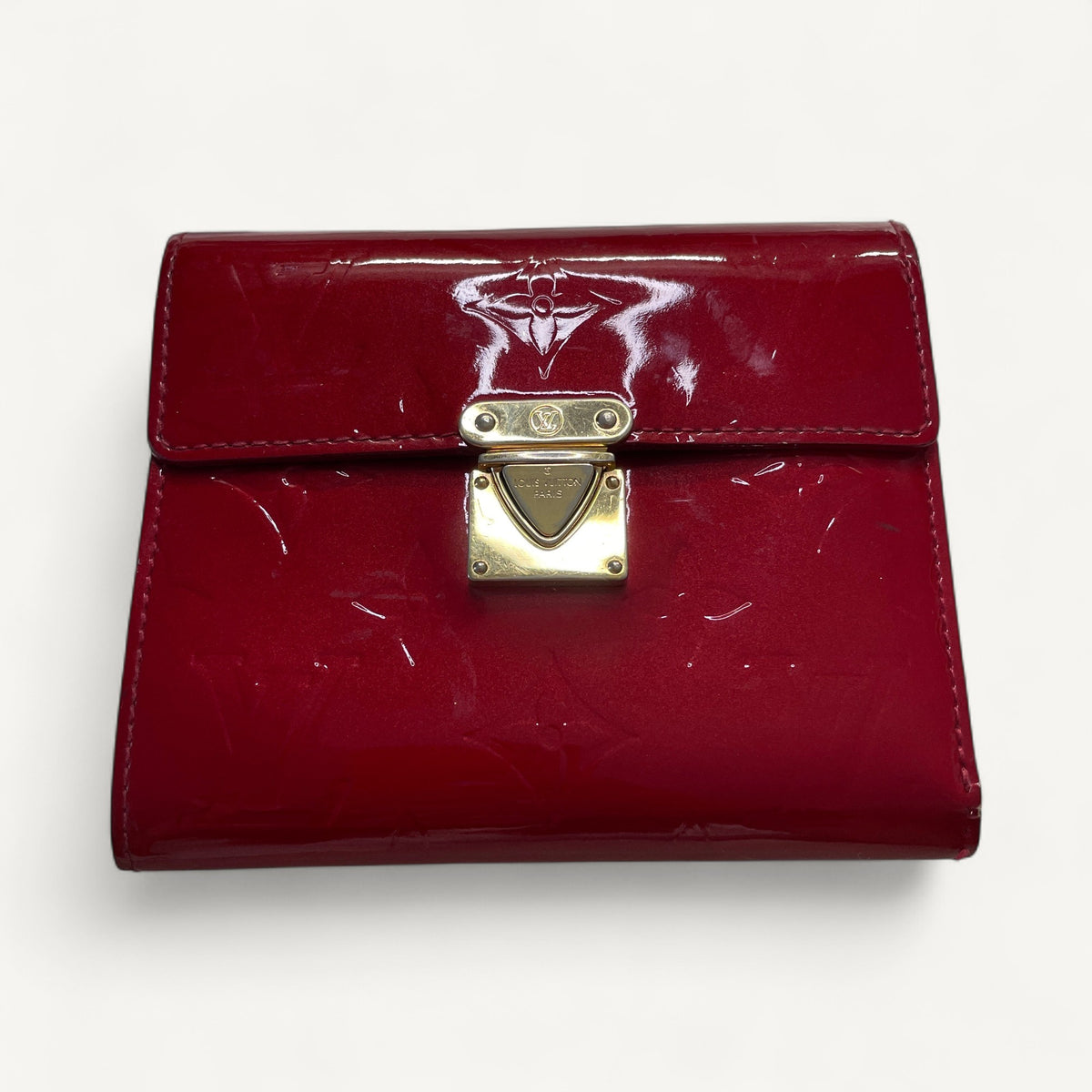 Louis Vuitton Monogram Vernis Wallet in Red