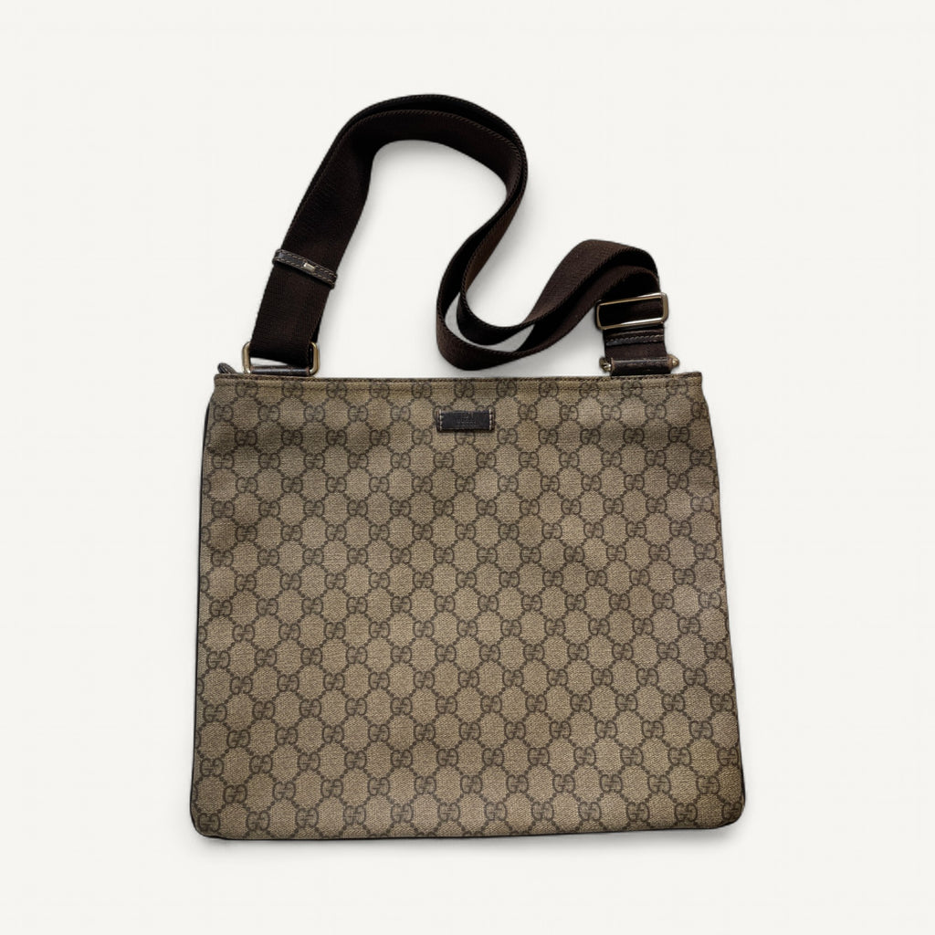 Gucci GG Supreme Crossbody in Brown