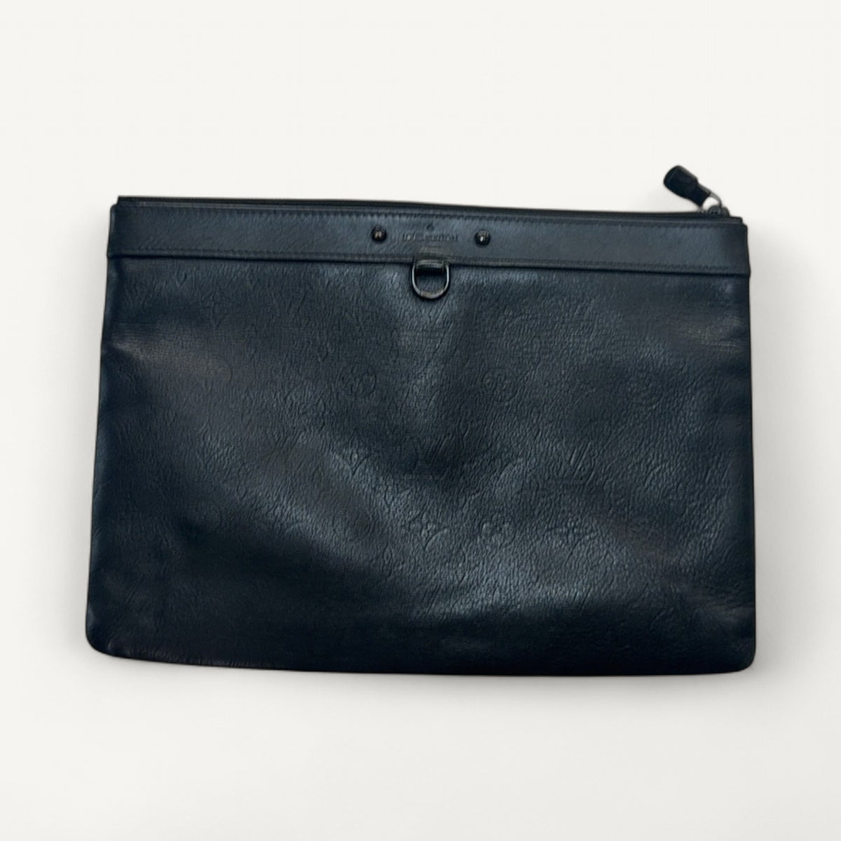 Louis Vuitton Monogram Clutch in Black