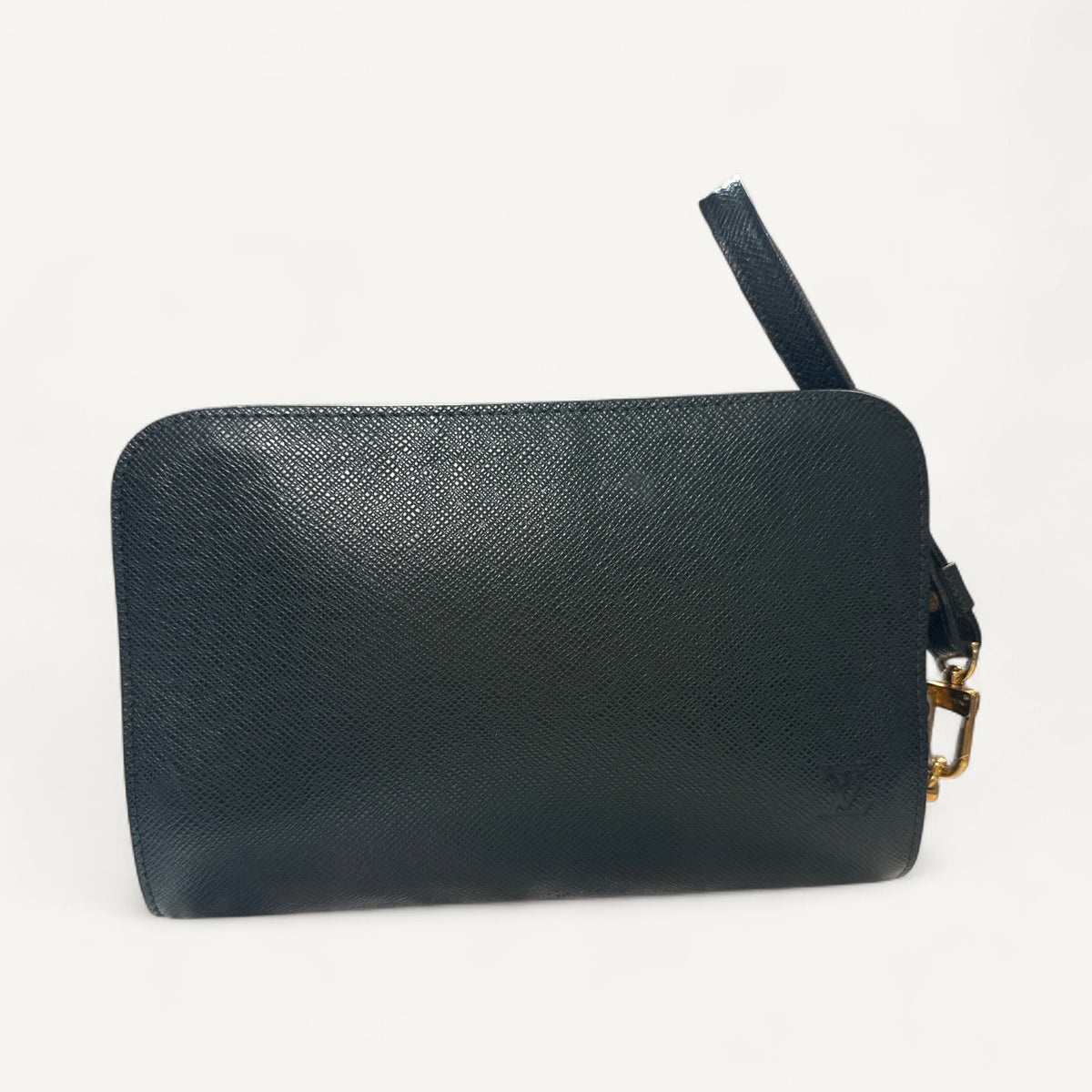Louis Vuitton Taiga Clutch in Green