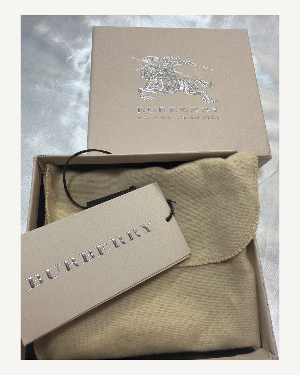 Burberry Mens Bifold Wallet