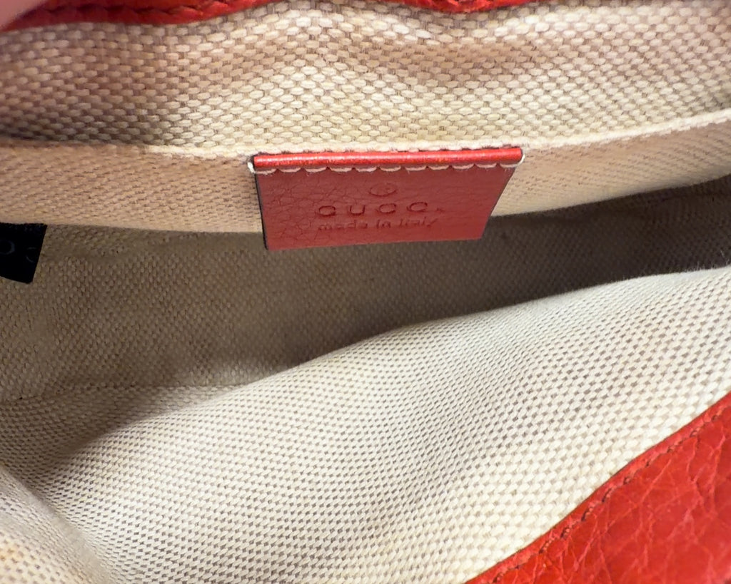 Gucci Soho Interlocking GG Crossbody Small in Red