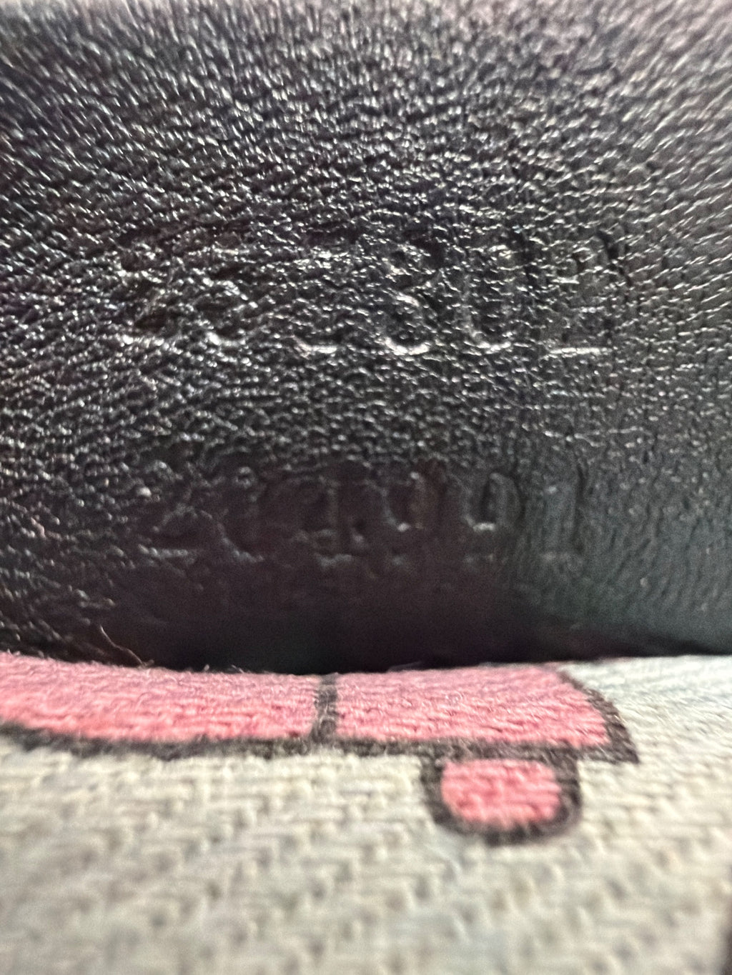 Gucci Black Canvas Shoulder in Black