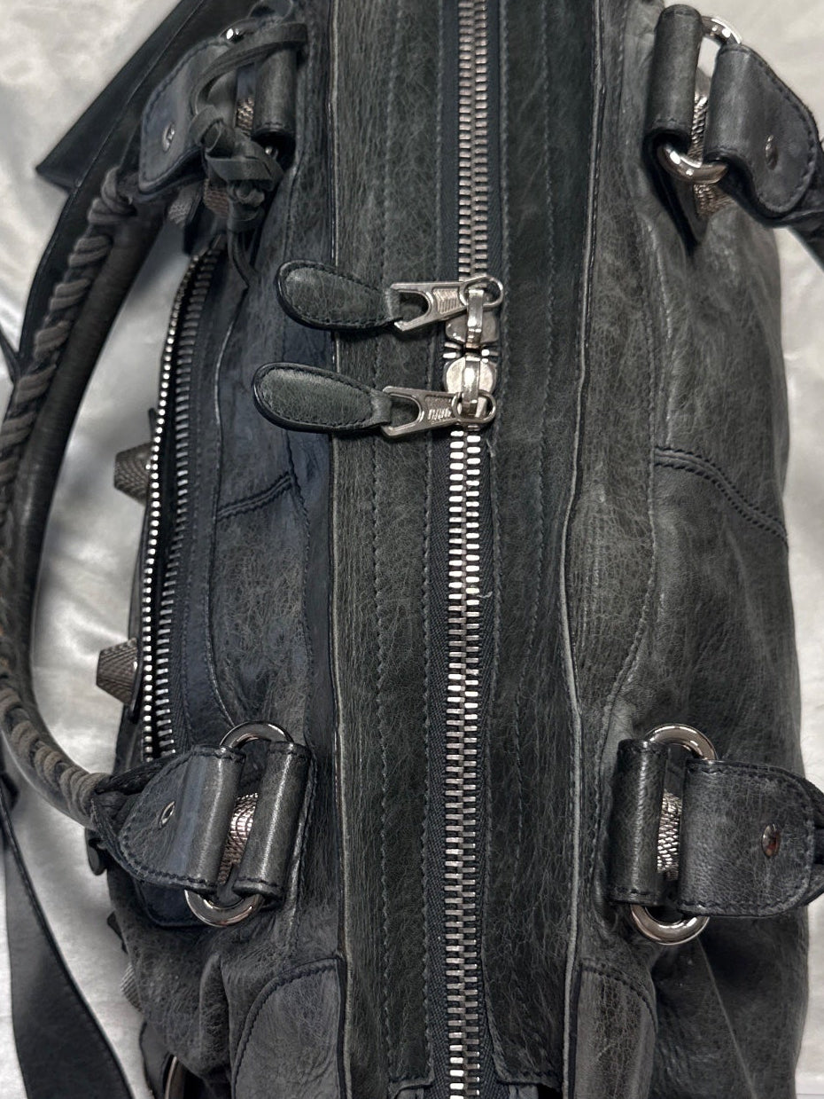 Balenciaga Shoulder Bag in Olive