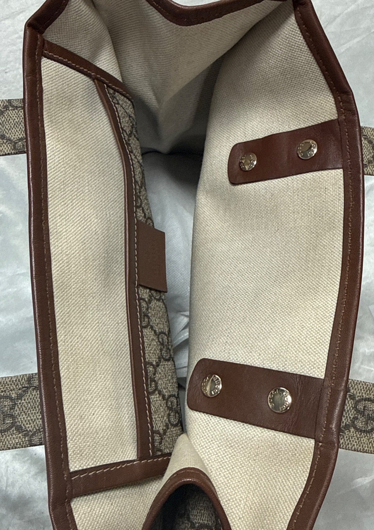 Gucci GG Supreme Canvas Tote in Dark Brown