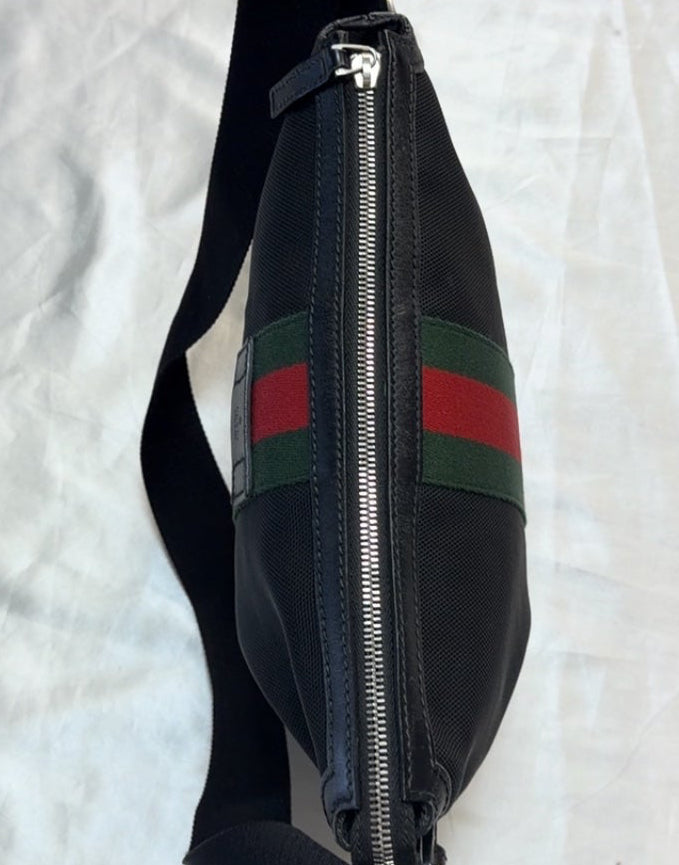 Gucci Web Messenger Bag in Black