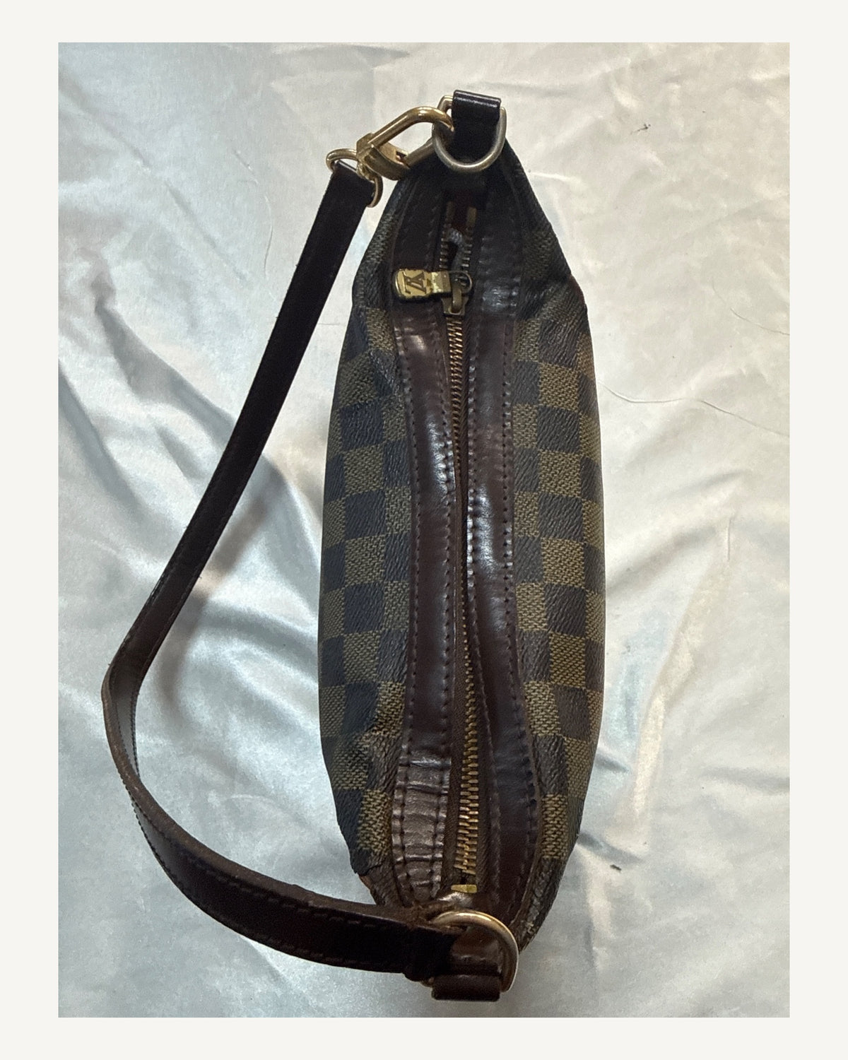 Louis Vuitton Damier Ebene Hobo Shoulder in Brown